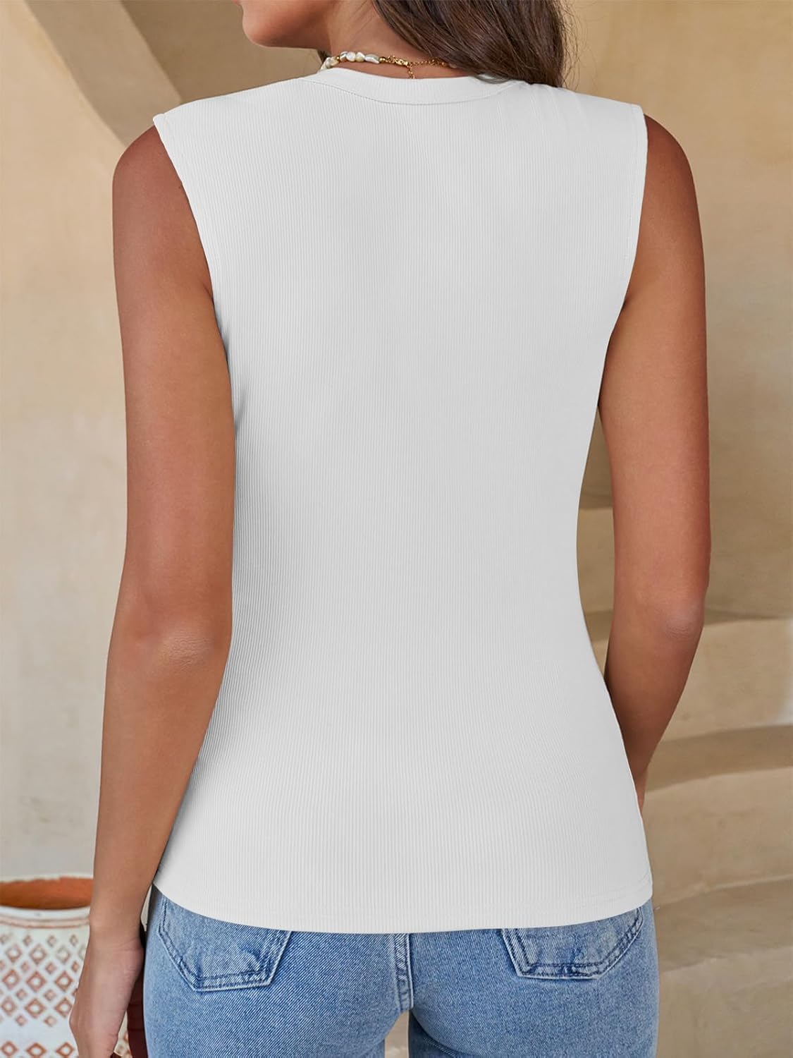 Yousify Women's Ribbed Scoop Neck Tank Top - Fitted Summer Sleeveless Tee Shirt | Casual Slim Fit