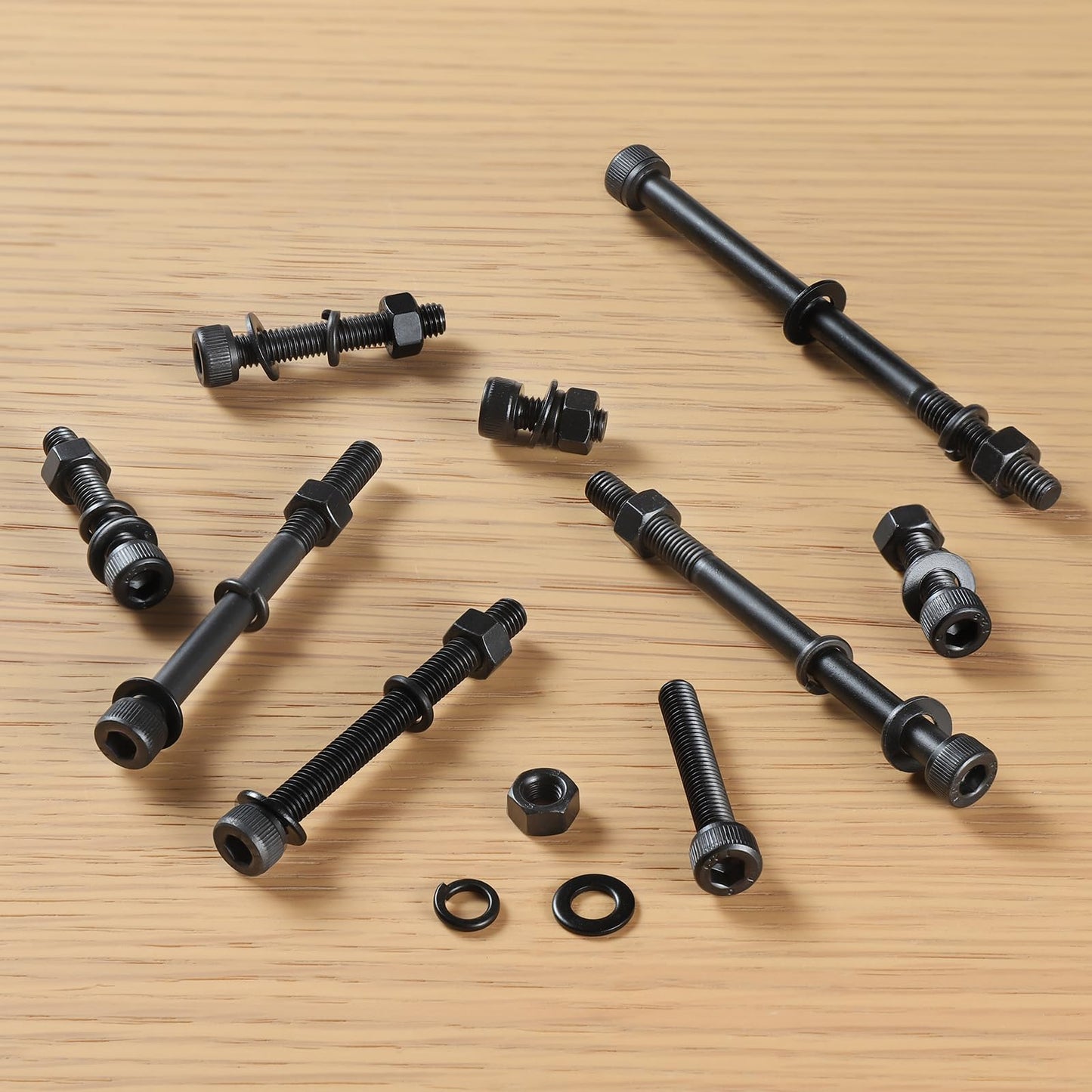 BNUOK 280 PCS M5 Screws Assortment Kit, 12.9 Grade Alloy Steel M5 Bolts Kit, M5x 8/12/16/20/25/30mm, Hex Socket Head Cap Screws Bolts Nuts Washers Set