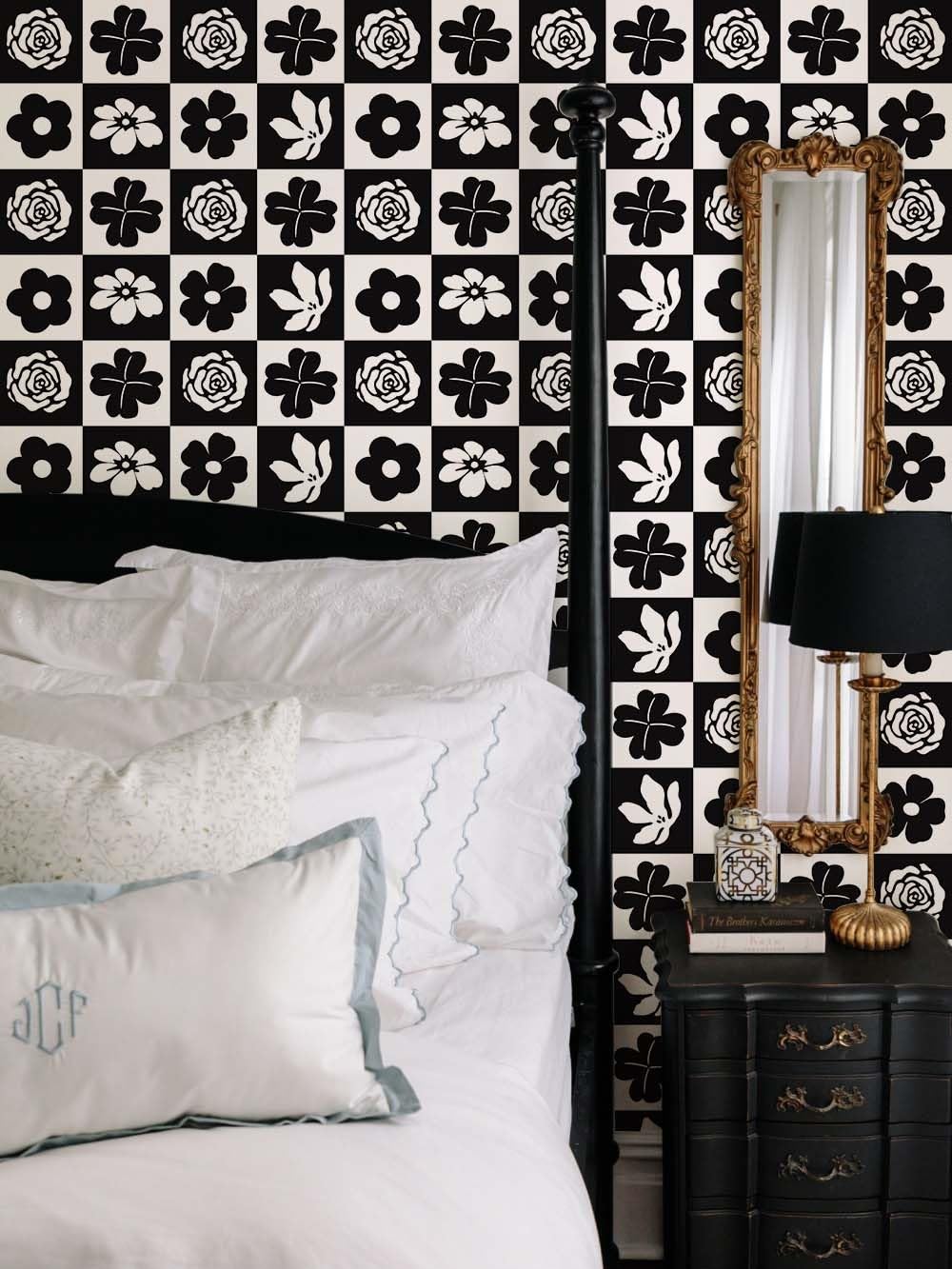 Ismoon Black and White Wallpaper Modern Peel and Stick Wallpaper Checkerboard Plaid Contact Paper Floral Geometric Stick on Wall Paper Removable Self Adhesive Vinyl Roll for Bedroom, 17.3inx9.8ft