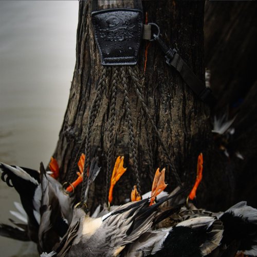 Drake Waterfowl Heavy Load Game Tote | Hunting Versatile Durable Waterfowl Hands-Free Game Carrier with Waist Strap | 12 Game Straps with Slip Rings - for Duck, Goose or Turkeys, Mossy Oak Bottomland