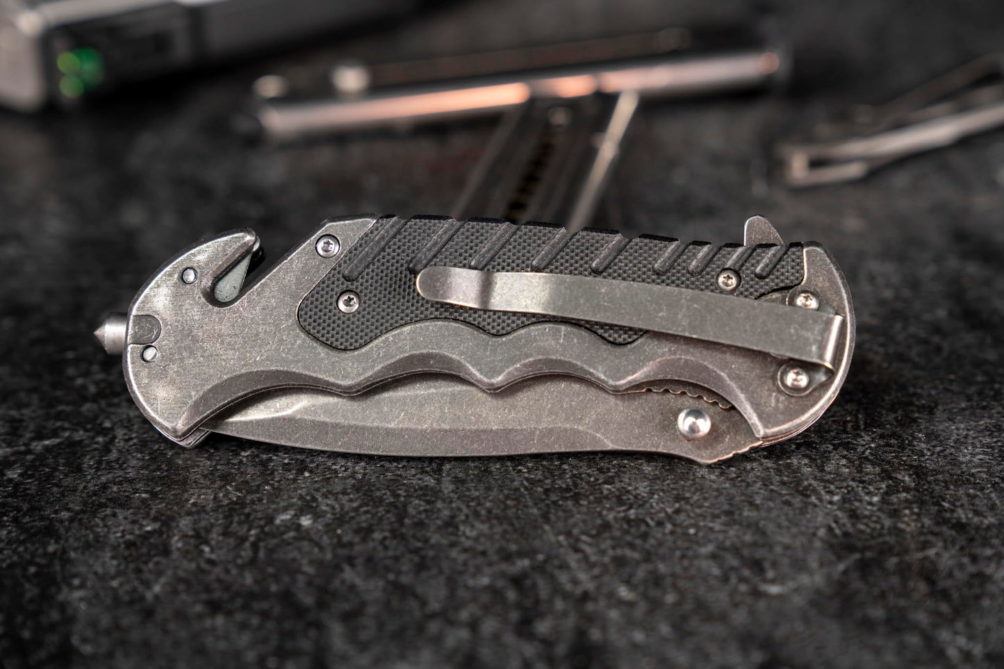 SMITH & WESSON Border Guard SWBG10S 8.3in High Carbon S.S. Folding Knife with 3.5in Serrated Tanto Blade and Aluminum Handle for Outdoor, Tactical, Survival and EDC, Black