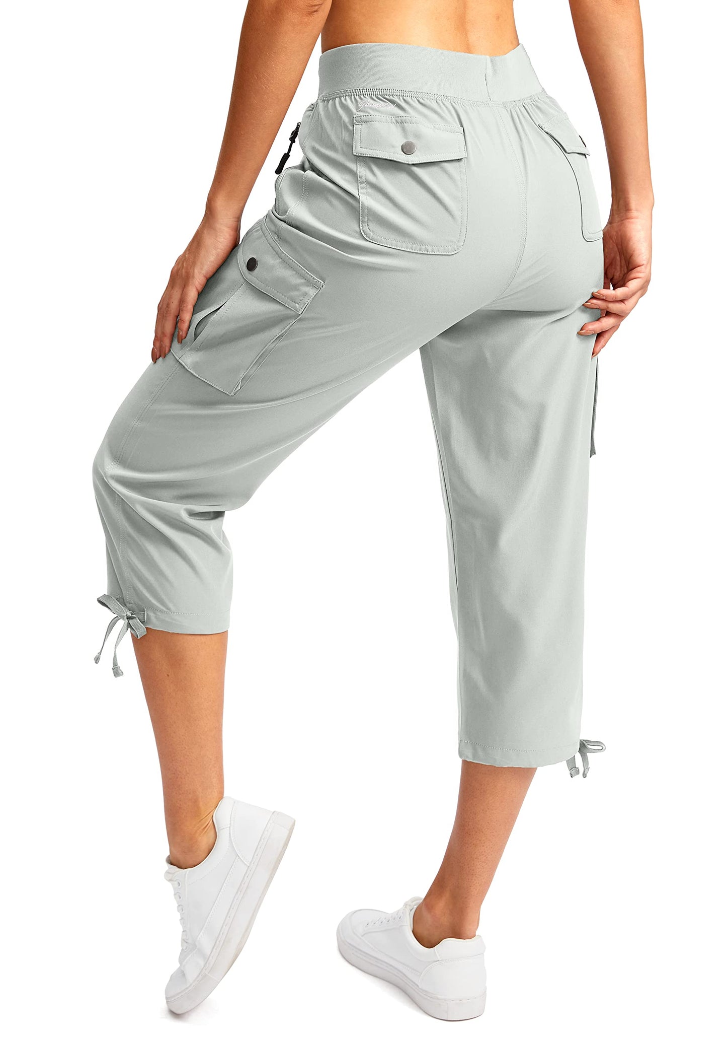 Soothfeel Women's Cargo Capris Pants with 6 Pockets Lightweight Quick Dry Travel Hiking Summer Pants for Women Casual (Pale, S)