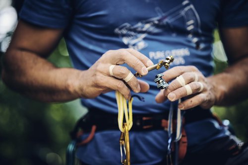Wild Country Zero Friend Rock Climbing Cams - Lightweight, Active Protection for Trad & Alpine Climbing - Yellow - 0.2