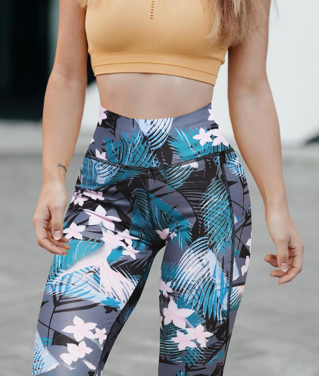 Skiennix Capri Leggings for Women - High Waisted Yoga Pants with Pockets | Perfect for Gym & Running
