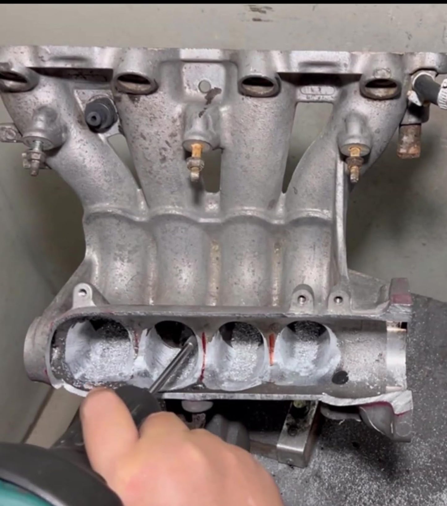 Sworker 5Pcs Long Carbide Burr Set 1/8" Shank Total L 4.4" Compatible with Dremel Die Grinder Bits Cut Port Grind Metal Cast Iron Steel Aluminum Cylinder Head Engine Intake Exhaust Manifold Tight Area