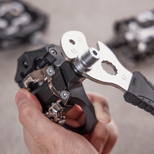 BikeHand 2 in 1 Bicycle Cassette Removal Installation Tool Kit with 15mm Pedal Wrench - Chain Whip and Lockring Tool - Compatible with Shimano Sram HG System 7-12 Speed