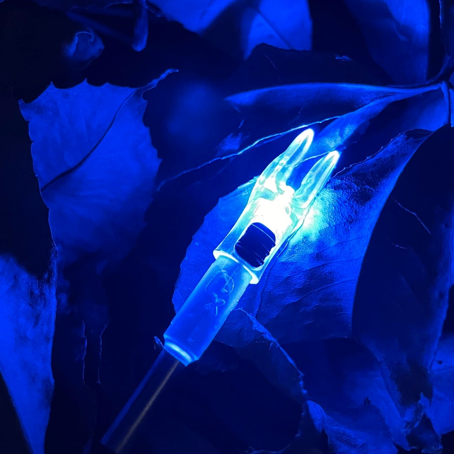 DEEPOWER X Lighted Nocks for Arrows .204”/.233”/.244”/.246” with ON/Off Switch 6-Pack with H, S, GT Bushings (Blue-6Pack)
