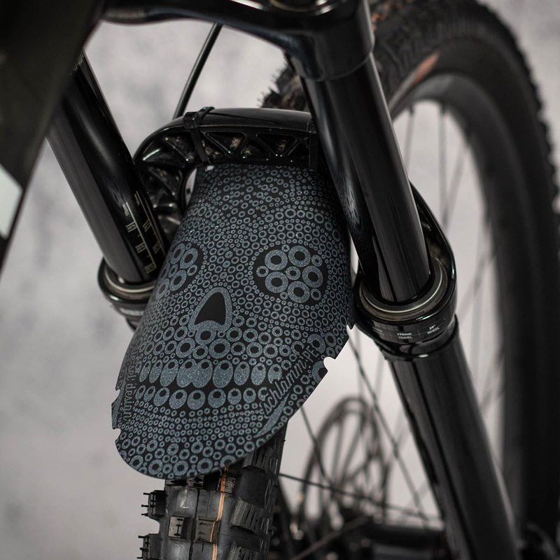 Riesel Design - Front Bike Fender for Face and Suspension Fork Protection - Secure Fit, for Enduro, Trail, All Mountain, Cross Country, Freeride, Downhill or E-MTB - Schlamm:PE - Los Muertos