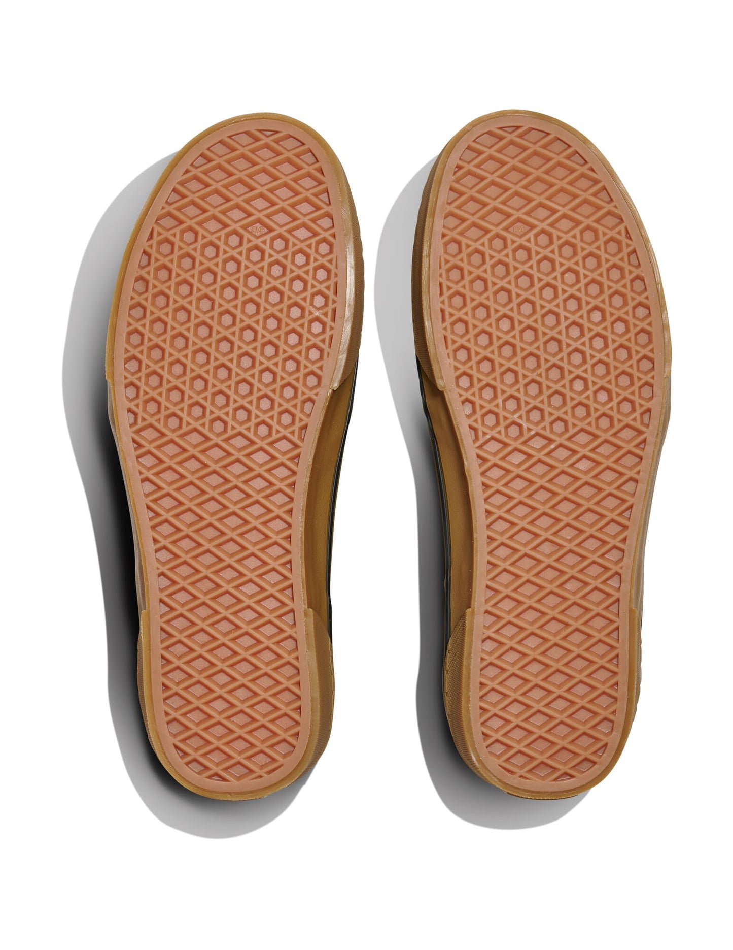 Vans Men's Caldrone Shoe - Chunky Low-Top Fashion Sneakers, Retro Inspired. Suede Mesh Black/Gum. 11