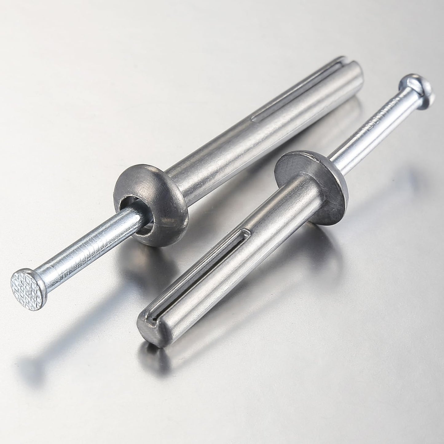 Wensilon 1/4x3/4 Hammer Drive Nail in Anchor (50 per Box) Cement hammering Anchors