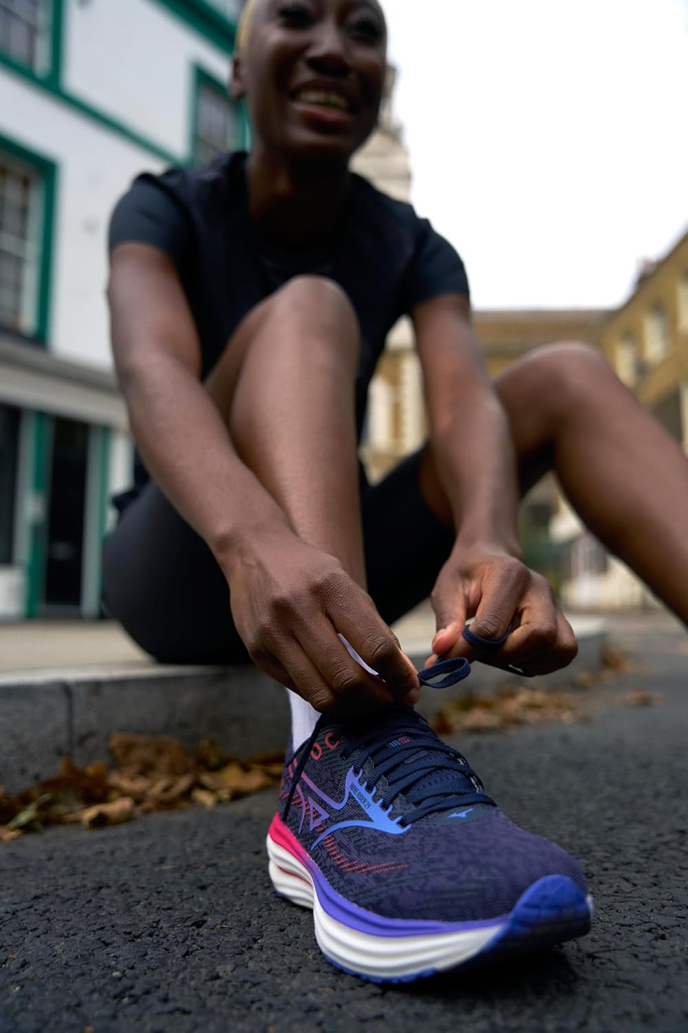 Mizuno Wave Rider 29 | Women's Running Shoes with Superior Cushioning & Support
