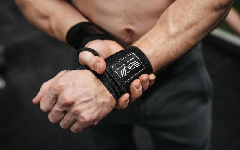 WARM BODY COLD MIND - Premium Cotton Weight Lifting Wrist Wraps for Cross Training, Powerlifting, Deadlift, Weightlifting, Gym, Wrist Straps, Workout, Fitness, Heavy-Duty Suppor (Military)