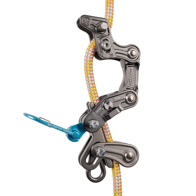 Notch Magneato SRT Chest Harness Magnetic Attachment Allows Quick, Effortless Connection, Disconnects with a Simple Twist & Installs on Any Rope Runner Pro or Rope Runner Vertec (99568)
