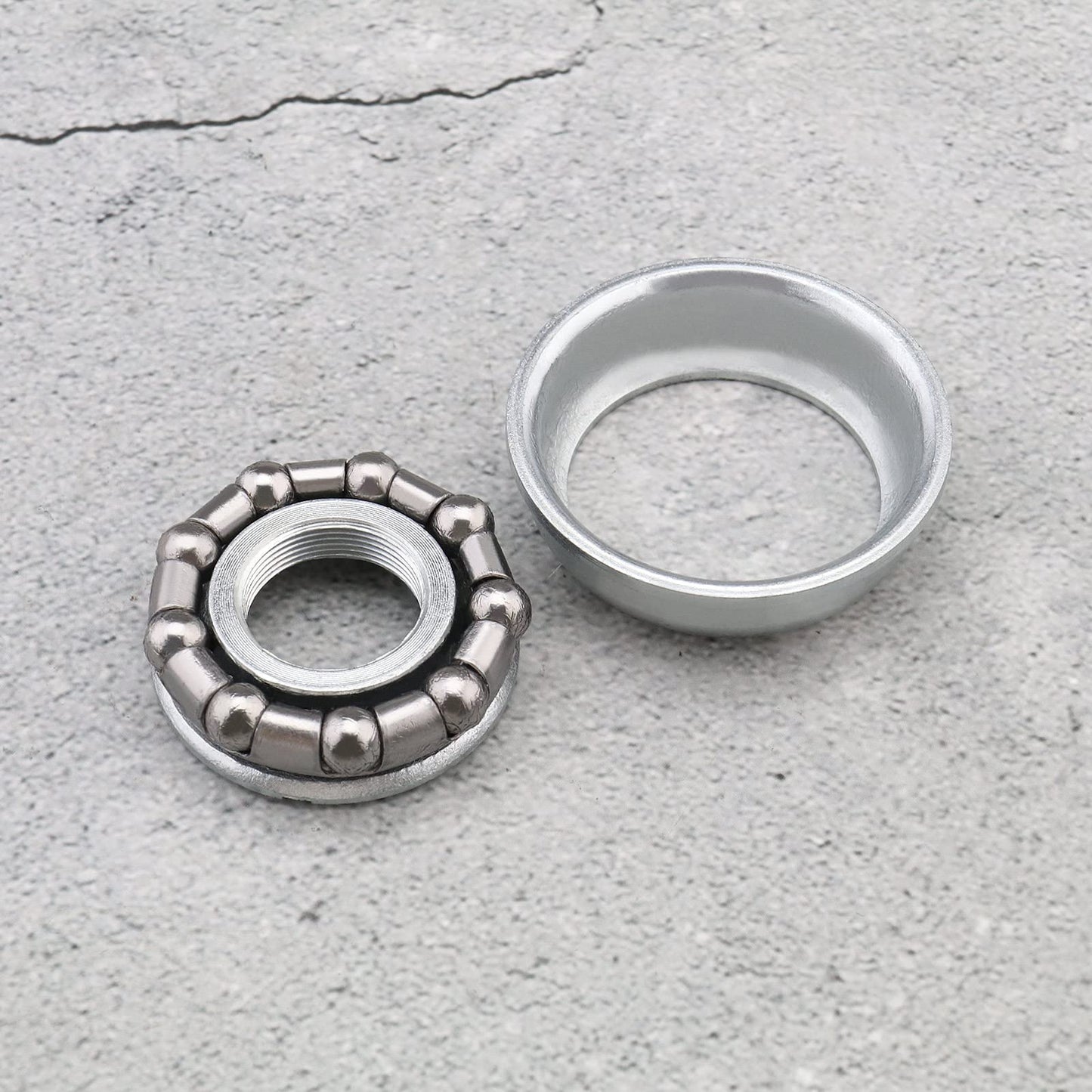 Micro Traders 2 Sets Bottom Bracket Cups Replacement Pressfit Cups 5/16" Caged Bearings Bottom Bracket Screwed Races Accessories for Beach Cruiser Lowrider