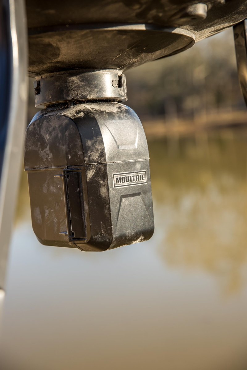 Moultrie Pro Hunter III Directional Feeder Kit - Moultrie Connect Bluetooth, 10 Daily Feed Times, Solar Ready, Pairs with Edge 3, MFG-15099