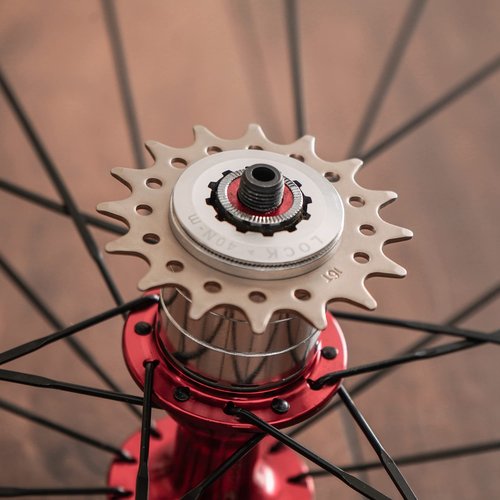 CyclingDeal Conversion Kit Fixie Bike Single Speed Compatible with Shimano Sram Cassette Freewheel Hub Adaptor - for Mountain and Road Bike Gear Cog Spacers 16 Teeth