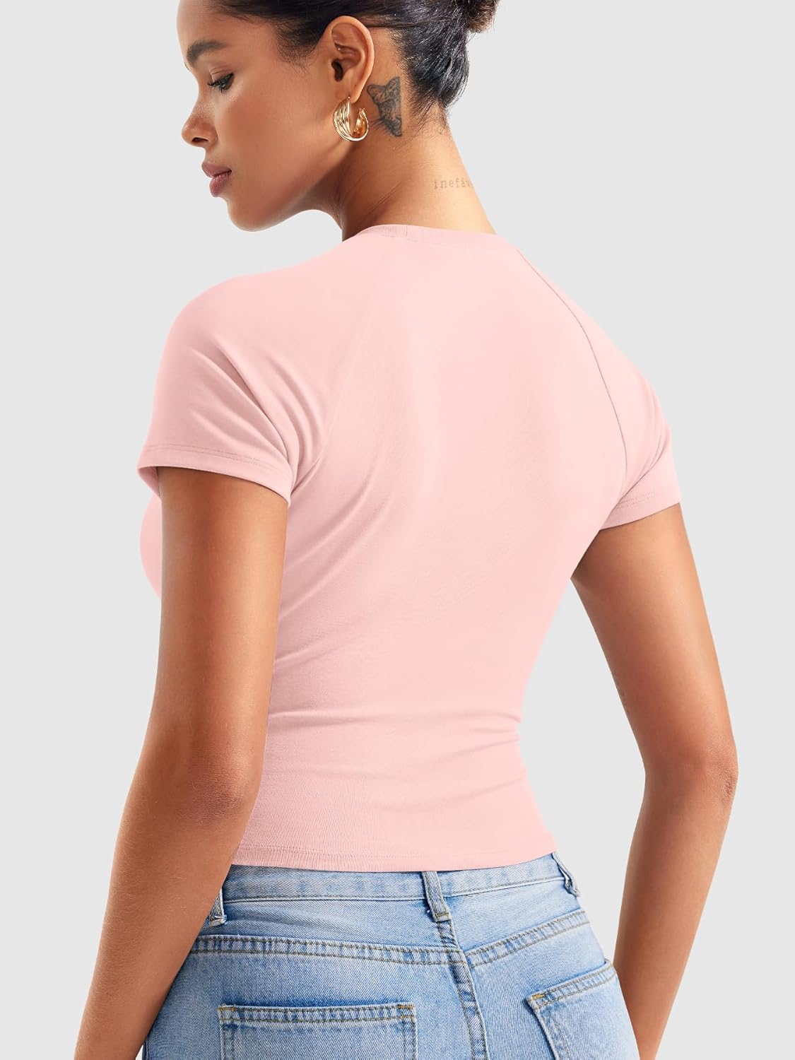 YEOREO Women's Crop Top - Slim Fit Short Sleeve Baby T-Shirt for Casual Outings | Stylish Basic Tee