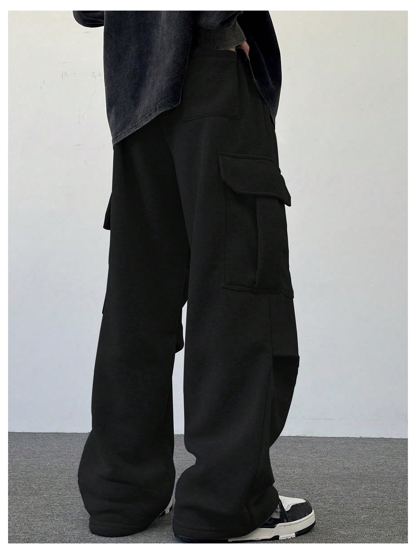 GORGLITTER Men's Cargo Baggy Sweatpants Drawstring Elastic Waist Wide Leg Sweatpants Black Large