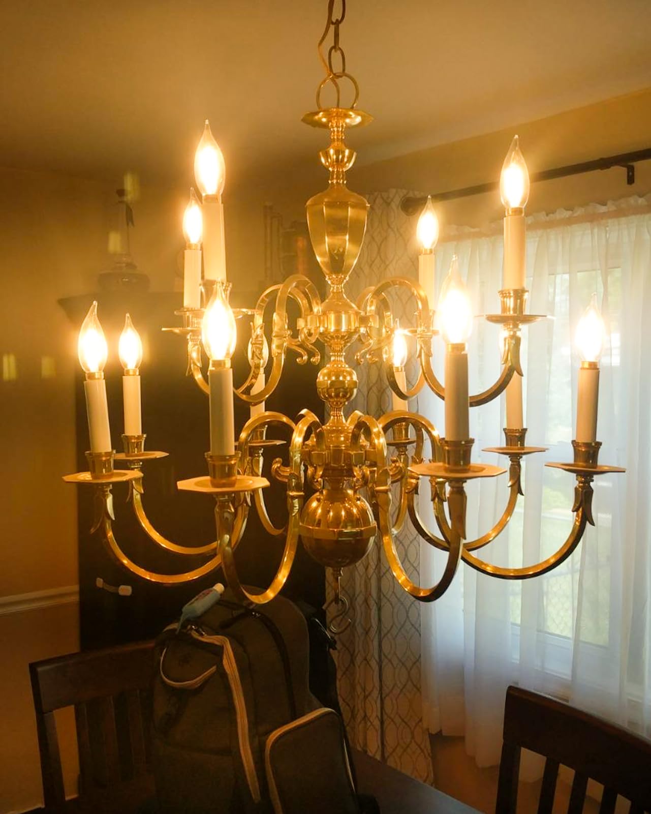 CYLYT E12 Chandelier Bulb 60 watt Equivalent, Dimmable LED Candelabra Light Bulbs 6W, 2700K Warm White 650 Lumen Lightbulbs, CA11, UL Listed, Pack of 6