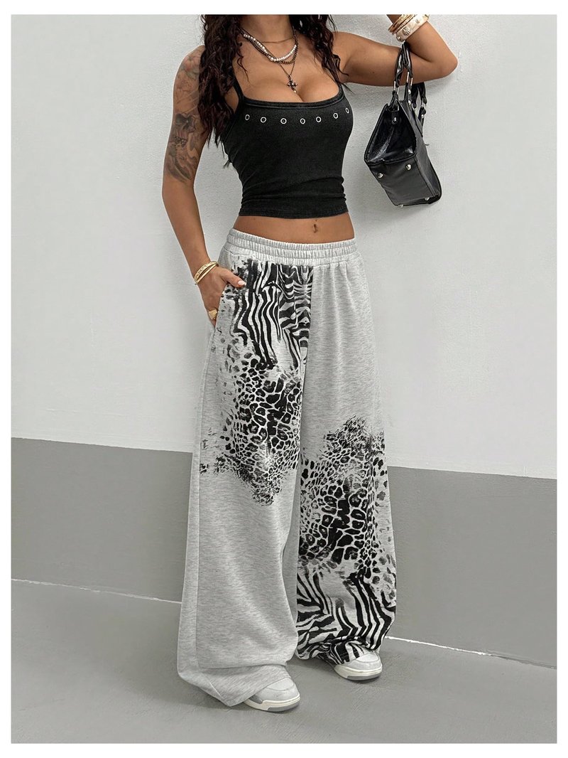 Verdusa Women's Y2k Goth Leopard Print Baggy Sweatpants Elastic Waist Wide Leg Long Pants Light Grey Small
