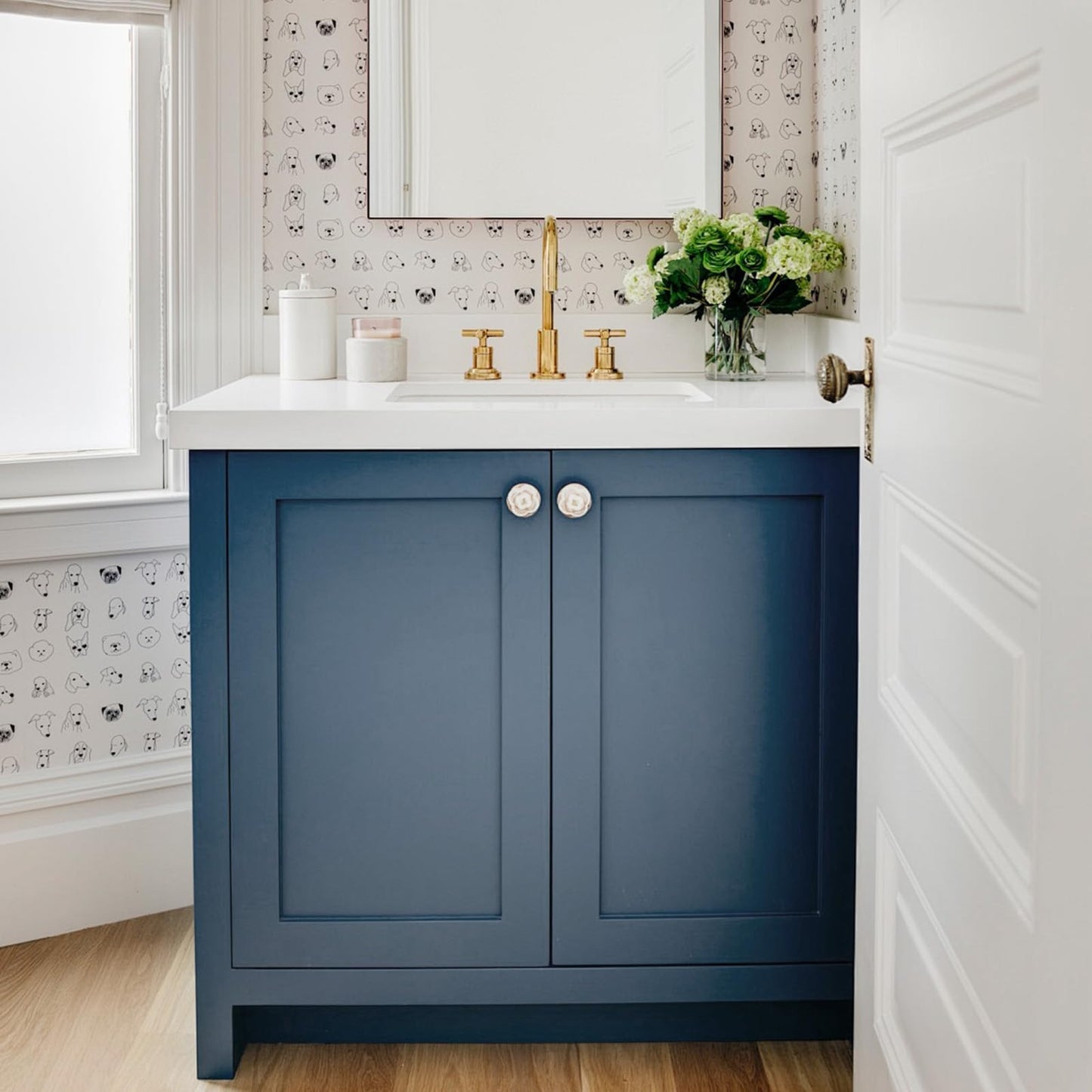 Biyoee Navy Blue Peel and Stick Wallpaper 15.7”x 118” Matte Blue Self-Adhesive Removable Contact Paper Solid Color Waterproof Vinyl Roll for Cabinets Furniture Renovation Bedroom Wall Covering