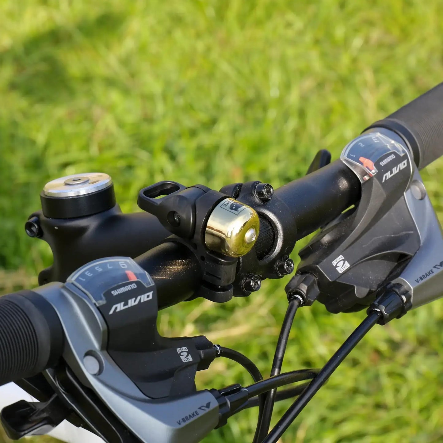 CATEYE OH-1500 Nido Bell – Brass Bike Bell with Distinctive Double Ring, Fits 22.2 mm or 25.4 mm Handlebars, Matte Finish, Clear Sound, Fits Road, MTB, Kids Bikes