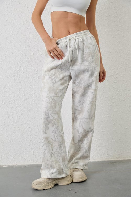 Burtell Casual Wide Leg Camo Pants for Women Baggy Elastic High Waist Fleece Sweatpants Maple Leaf Drawstring Lounge Pants
