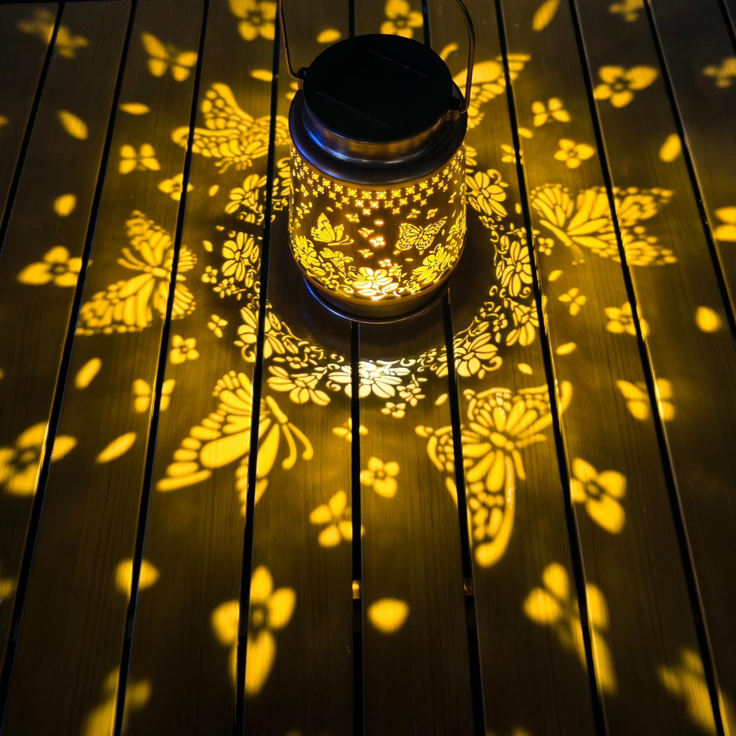 Solar Lanterns Outdoor Waterproof, Butterfly Hanging Solar Lanterns Birthday Gifts for Women Mom Grandma, Garden Decor for Patio Yard Lawn Backyard Porch