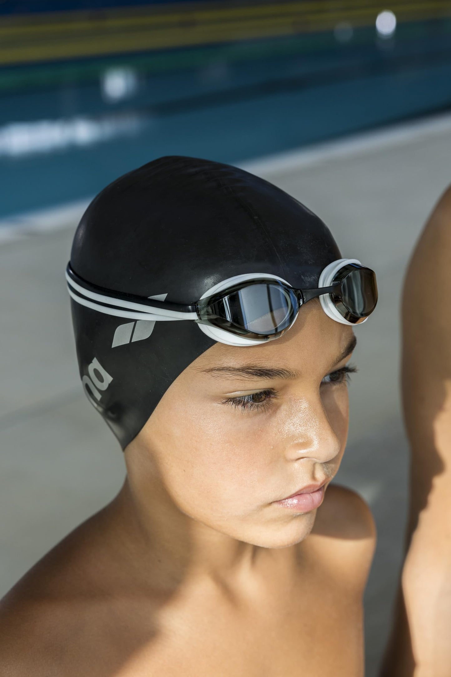 ARENA Unisex Kids Junior Python Swim Racing Goggles for Swimming Ages 6 to 12 Young Competitive Swimmers, Small Frame, Anti-Fog Non-Mirror Lens, Smoke/Black/White