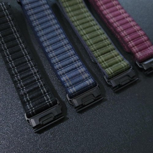 20mm/ 22mm/ 26mm Watch Band For Garmin Fenix 5 6 7 8 Pro Sapphire Solar Forerunner 965 955 935 Epix Pro Gen 2 47mm 51mm Quick Fit 20 22 26 Watch Bands Replacement Men Women (Black-Silver Buckle, Quick-fit 22mm)