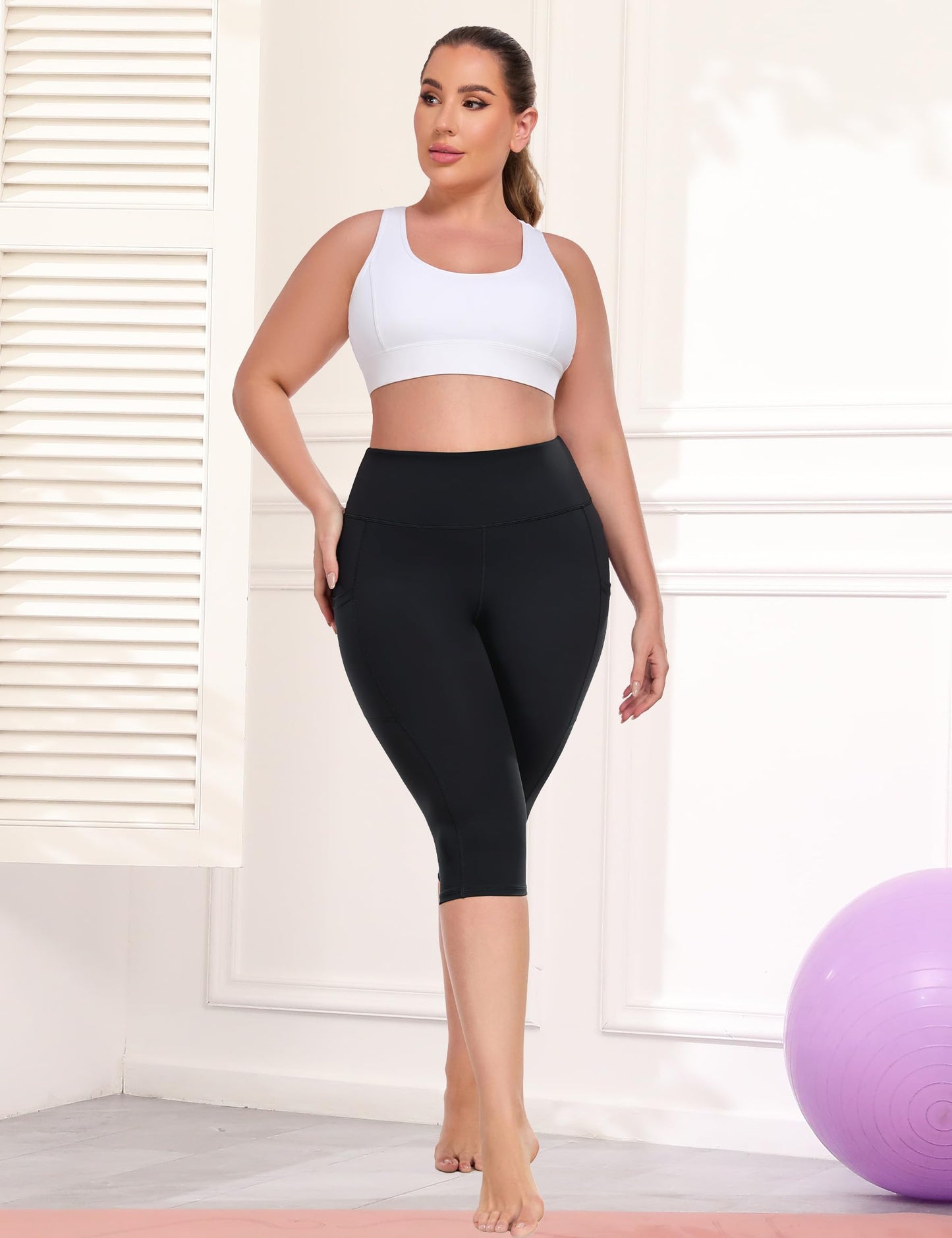 Plus Size Leggings with Pockets, Black Capris for Women, Knee Length Yoga Pants Tummy Control, High Waist Stretch Workout Clothes for Gym 4X