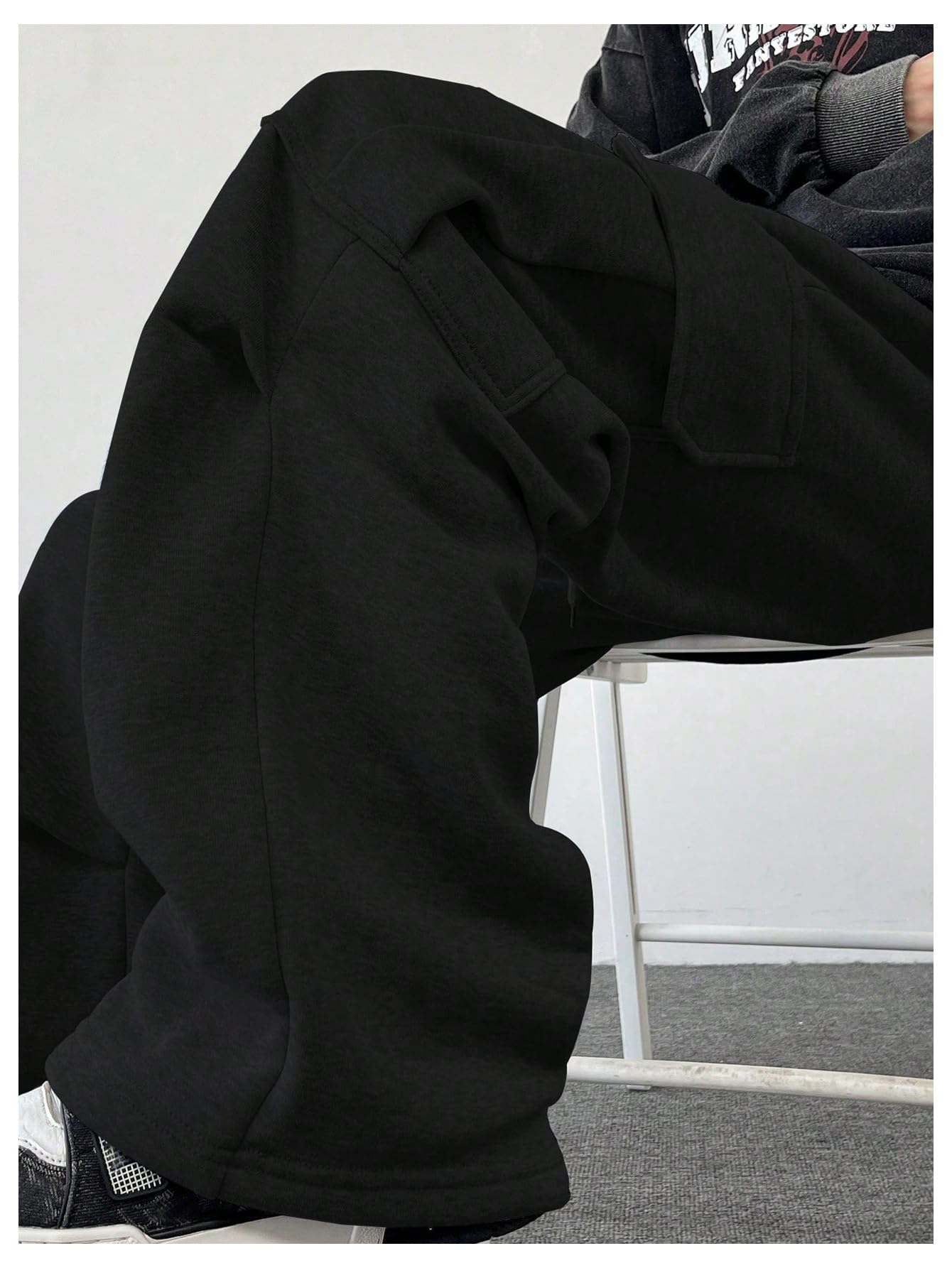 GORGLITTER Men's Cargo Baggy Sweatpants Drawstring Elastic Waist Wide Leg Sweatpants Black Large
