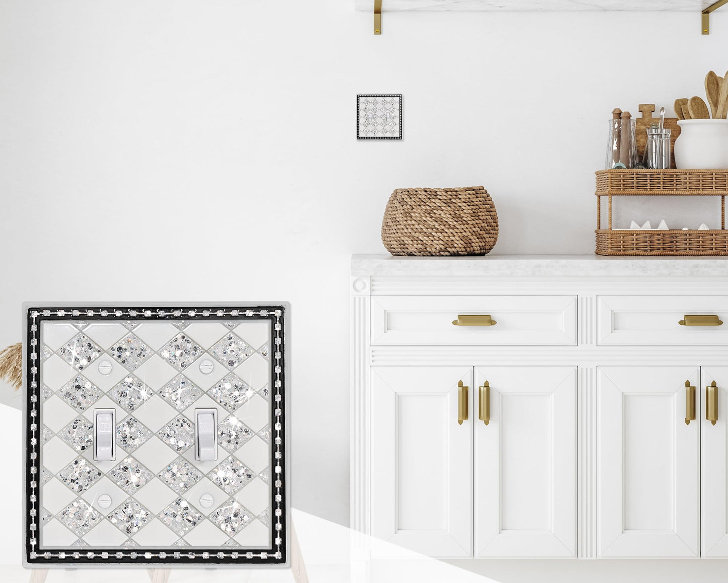 YNQIZKI Light Switch Cover Plate,Silver Sparkle 2 Gang Wall Plate,Bling Switch Plate Covers,Double Toggle Midsize 4.9''x4.8''