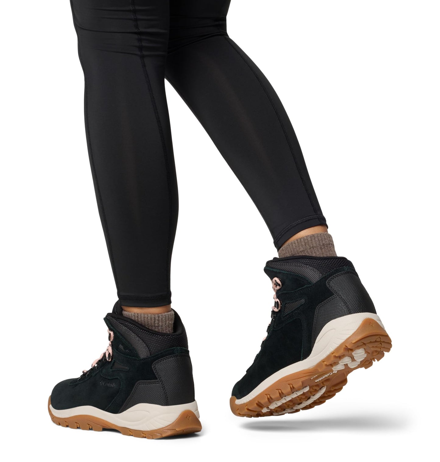 Columbia Womens Newton Ridge Plus Waterproof Amped, Black/Blush Rose, 6 Wide