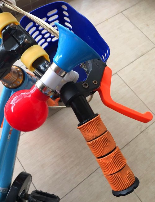 AISHEMI Kids Bike Metal Squeeze Horn Bell Handlebar Ring Horn for Trikes Scooters Balance Bike