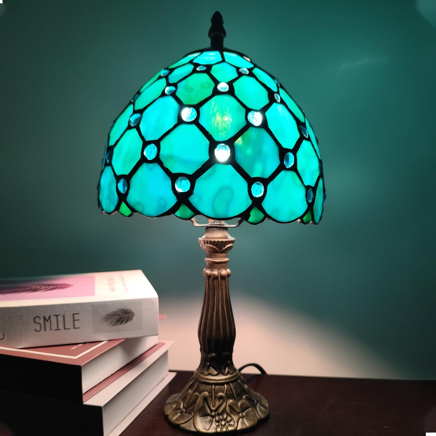 XPHMXP Small Tiffany Table Lamp 8 Inch Tiffany Style Desk Lamp Stained Glass Antique Light Bedroom Bedside Lamp Retro Reading Lamps (Green Pearls Style)