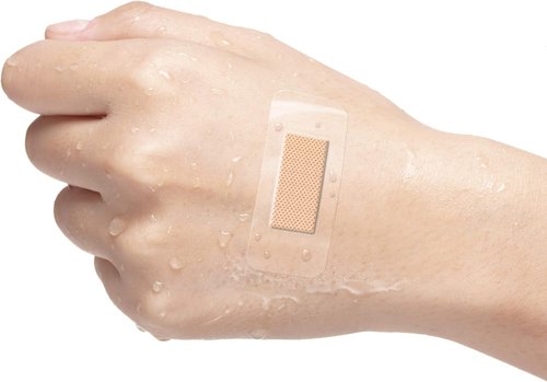 Curad Waterproof Bandage Variety Pack - 120 Assorted Bandages in 3 Styles for Ultimate Protection