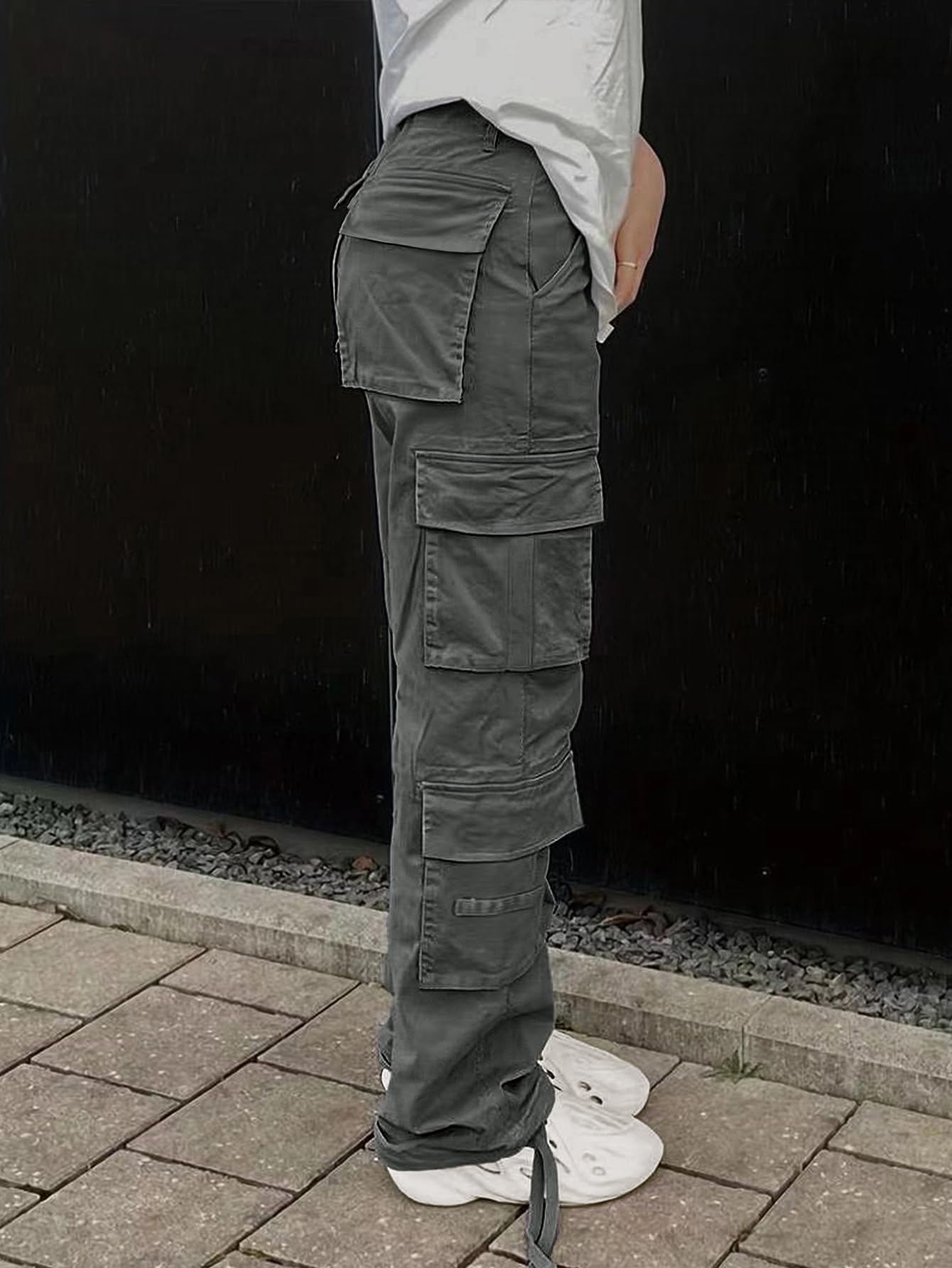 SDNGED Women's High Waisted Cargo Pants Travel Y2K Streetwear Baggy Stretchy Pants with Pockets Drawstring Ankle Cuffs Dark Grey