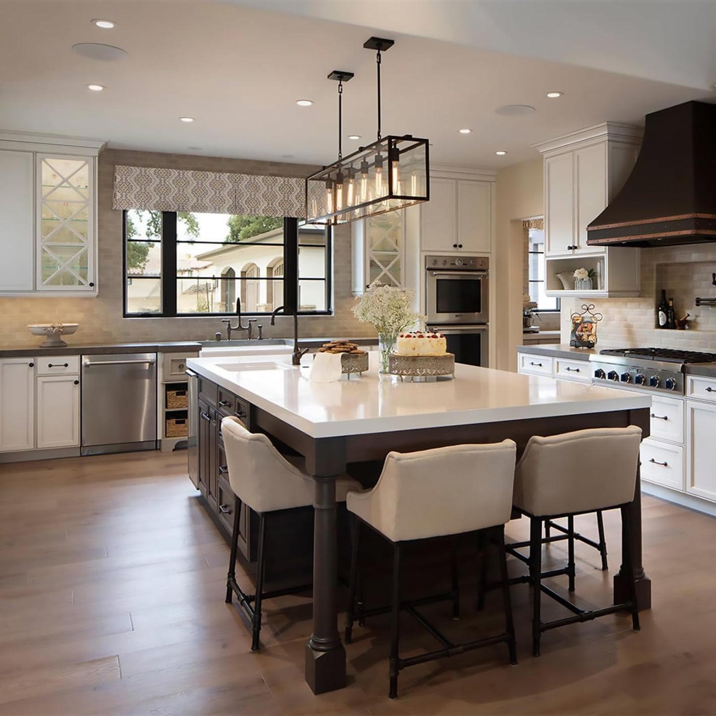 LHYueTong T10 LED Light Bulbs, Non dimmable E26 Edison Bulb, 4W Equals 40W Equivalent, Warm White, 2700K, 350LM for Rustic Pendant, Chandeliers, Wall Sconces,Vanity, Pack of 6