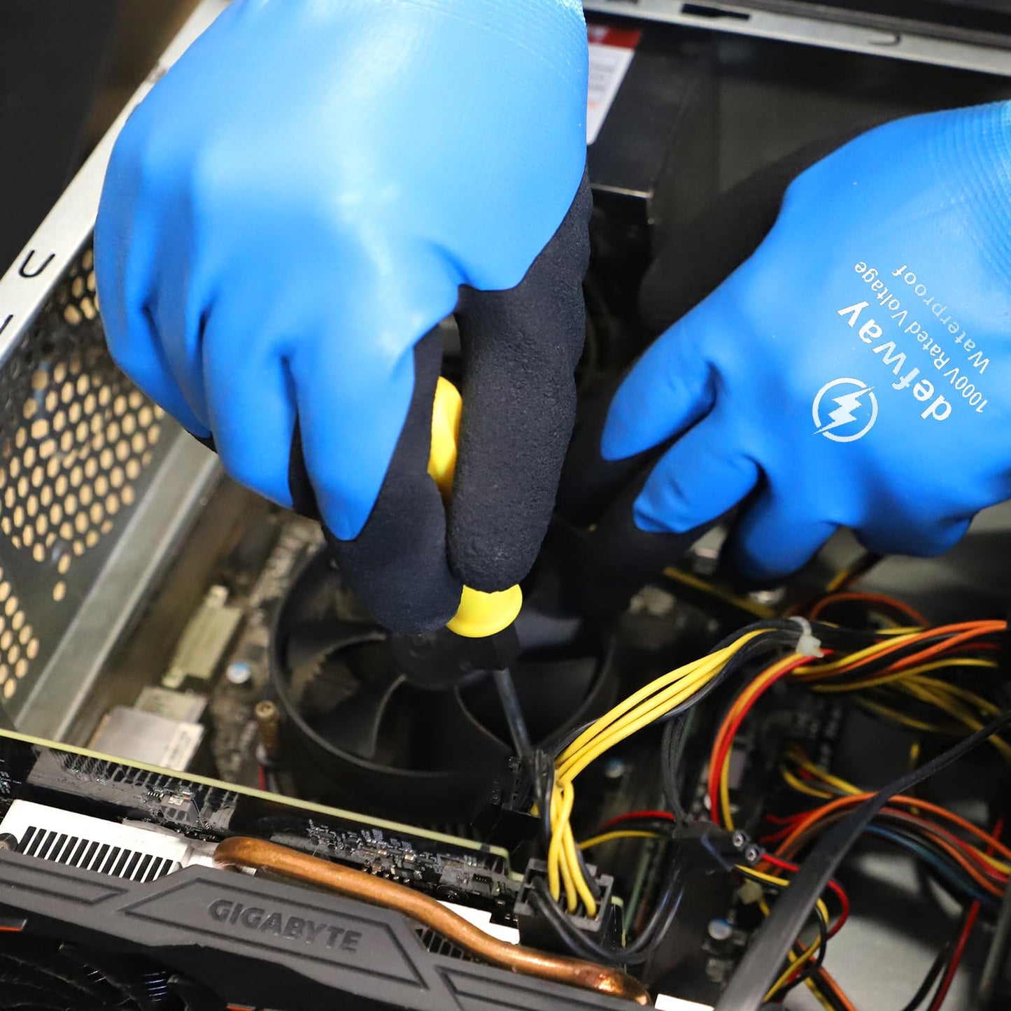 Insulated Work Gloves 1000V High Voltage Resistant Electrician Gloves Waterproof Electrical Insulated Gloves Rubber Non Slip Design (Blue, 1Pair-1000V)