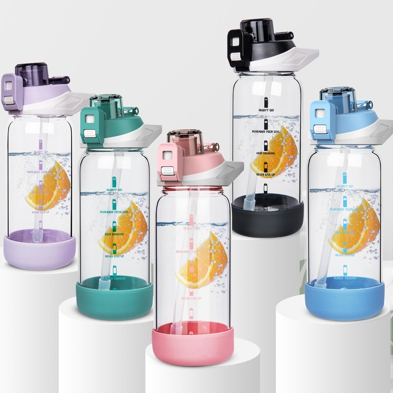 Seekua 20 oz Sports Glass Water Bottle with Straw & Time Marker, Motivational Kids Daily Glass Drinking Bottle with Strap for Children, School