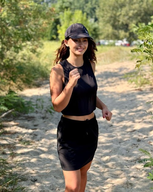G4Free Lightweight Workout Tank Tops - Fast-Dry Athletic Sleeveless Crop Top for Women