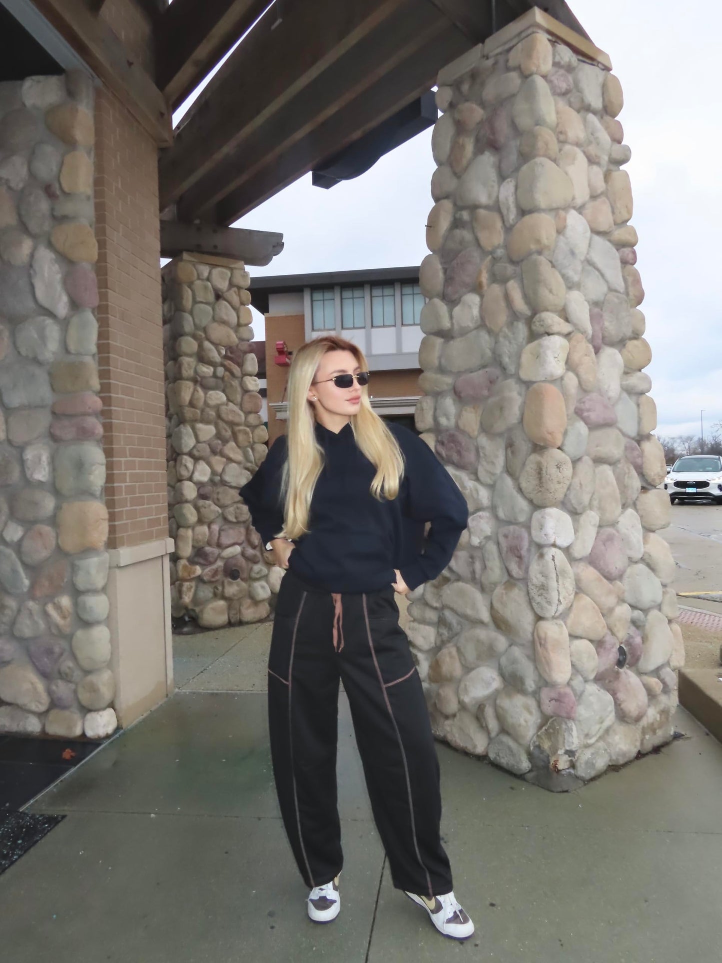 Rapbin Black Barrel Baggy Pants for Women Wide Leg Lounge Sweatpants 2026 Spring Fashion Outfits with Pockets L