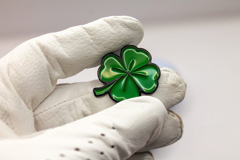MULLIGAN HOOLIGAN Golf Ball Marker + Magnetic Hat Clip, Funny and Unique Golf Gift, Premium Quality, The Perfect for Your Favorite Golfer, Golf Accessories for Any Occasions (Four-Leaf Clover)