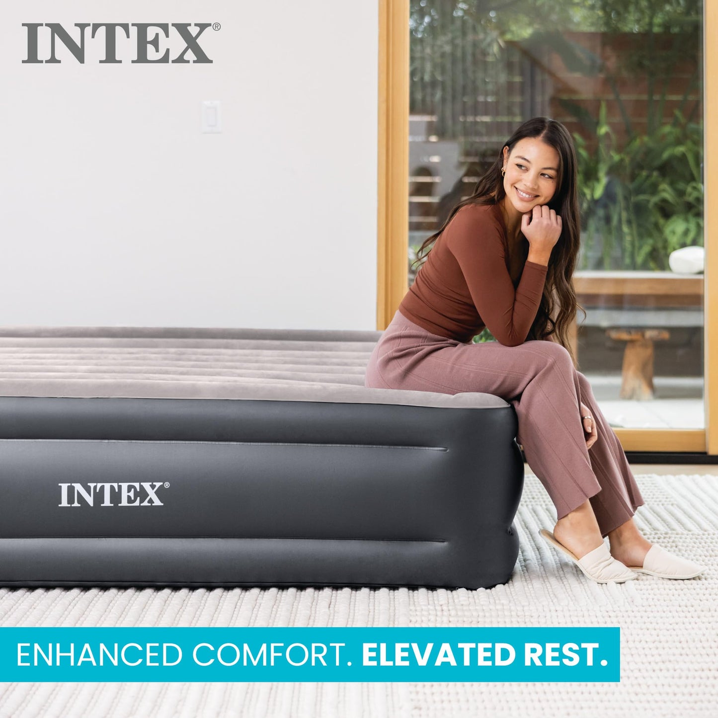 Intex 64131ED Dura-Beam Plus Deluxe Pillow Rest Air Mattress: Fiber-Tech – Twin Size – Built-in Electric Pump – 16.5in Bed Height – 300lb Weight Capacity