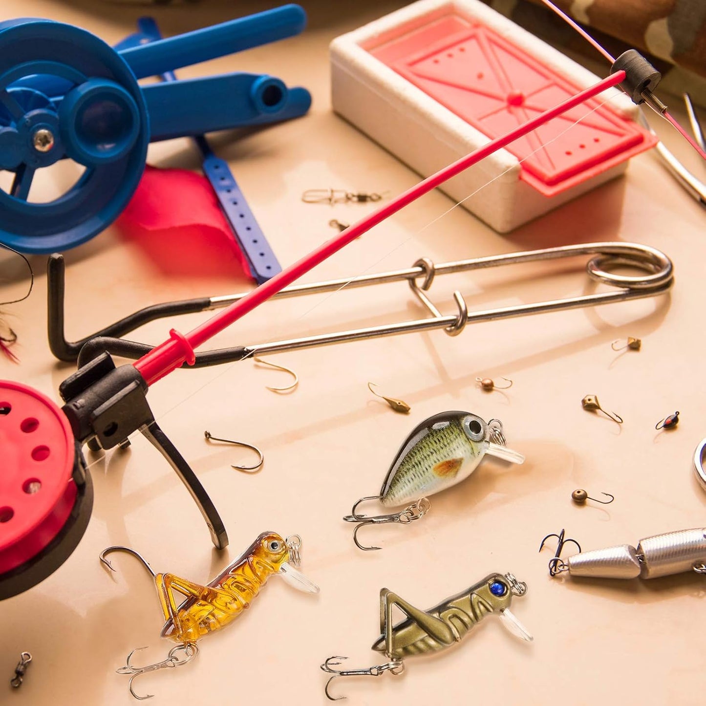 Skylety Mini Fishing Lures - 10-Piece Hard Bait Set for Freshwater & Saltwater | Ideal for Trout, Bass, Perch