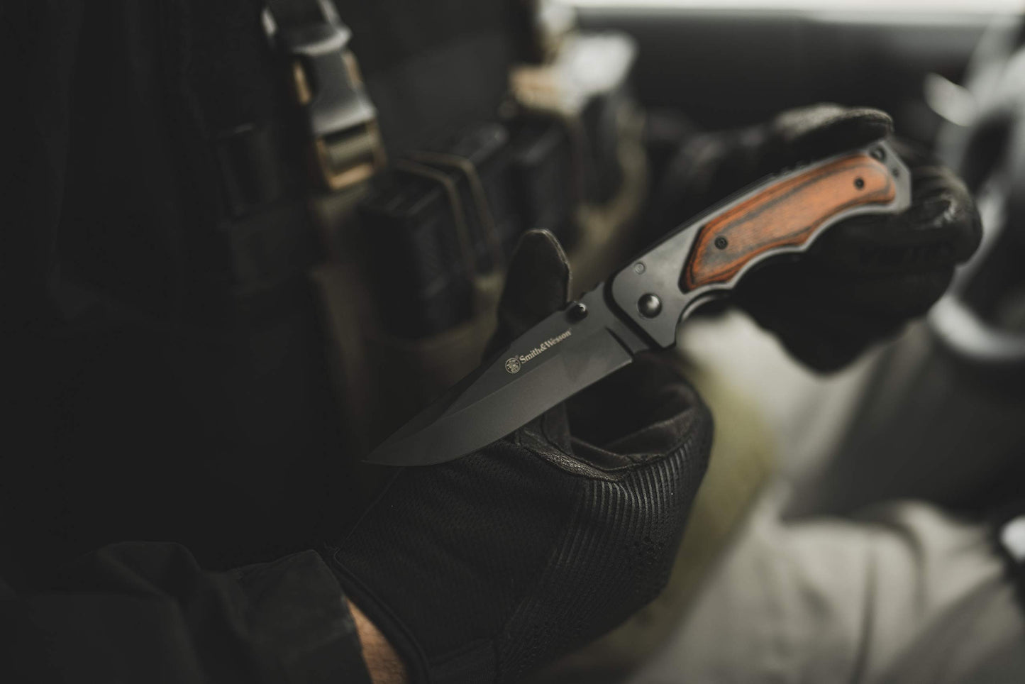 Smith & Wesson 8.5in S.S. Folding Knife with 3.7in Drop Point Blade and S.S. and Real Wood Insert Handle for Outdoor, Tactical, Survival and EDC