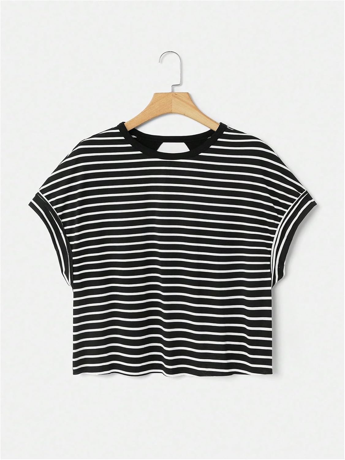 WDIRARA Women's Workout T-Shirt - Stripe Design with Open Back & Criss Cross Detail - Short Sleeve