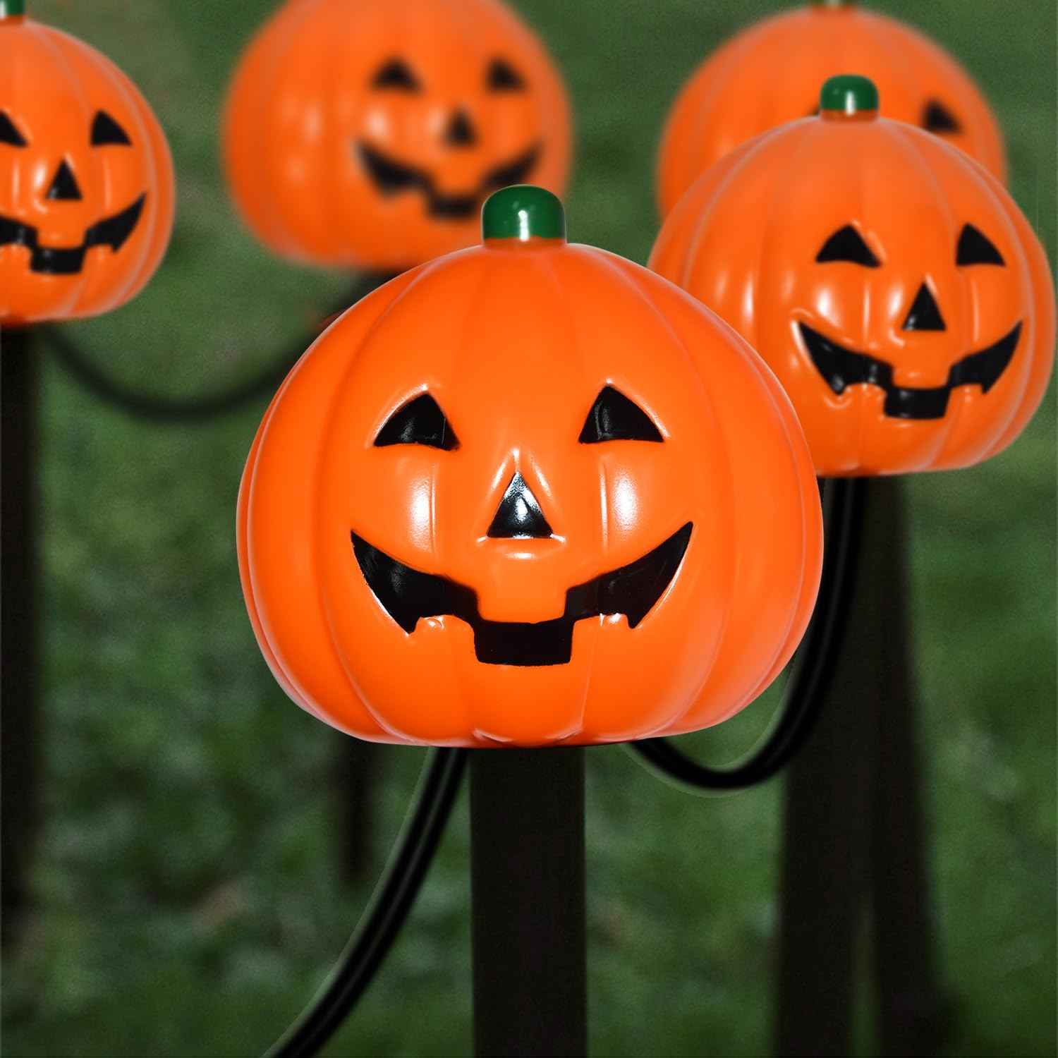 7Ft Halloween Pathway Lights Pumpkin Walkway Lights Markers Lights Plug in Waterproof with 4 Pack LED Pumpkin Path Lights, for Halloween Decorations Outdoor Yard Path Camping Lighting Decor, 0.6W