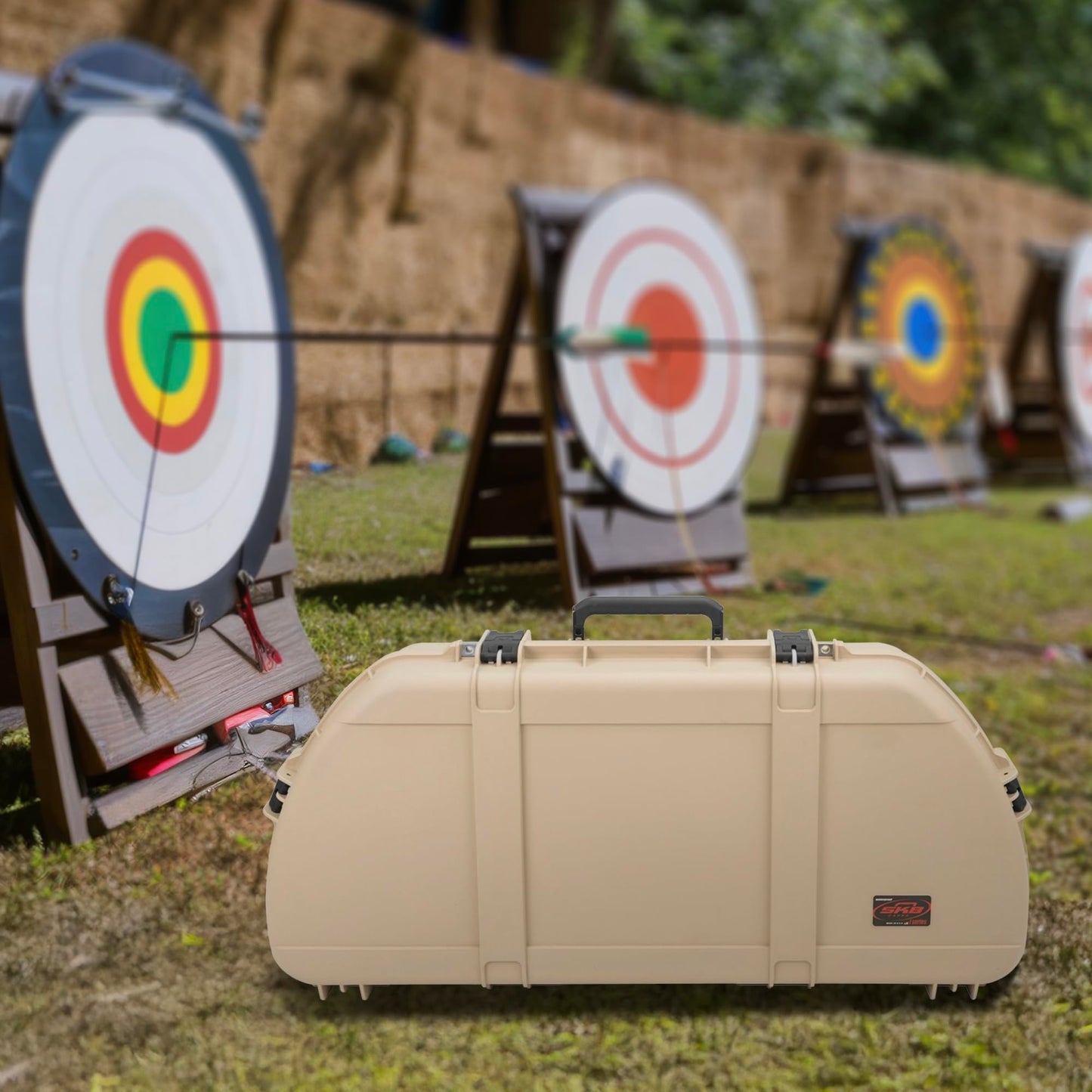 SKB Hard Protective Storage Case for Archery Bow and Arrows, iSeries Shaped Bow Case, Tan - Quiver Holder and Gear Box for Hunting Accessories